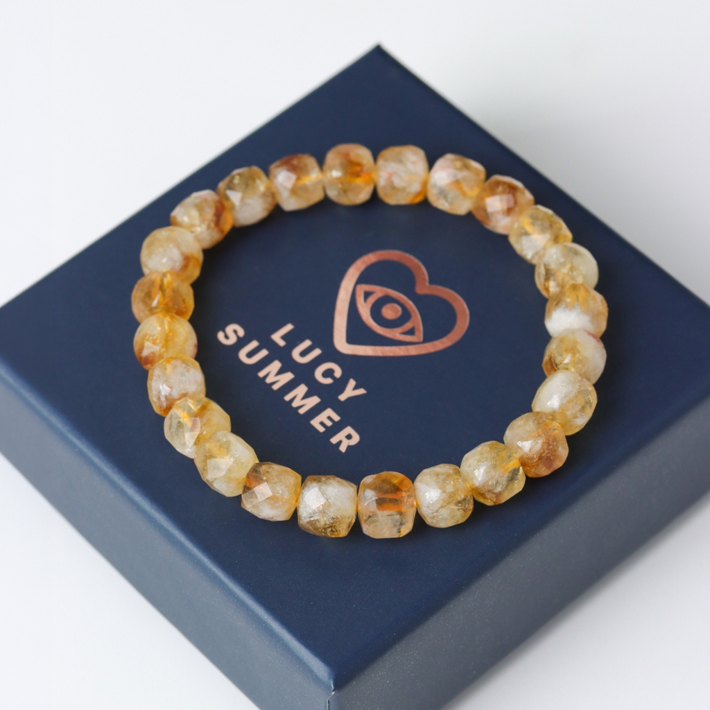 LUCYSUMMER กำไลข้อมือหินแท้ Citrine (ซิทรีน) เจียรทรงลูกบากศ์เหลี่ยมประกายเพชร ขนาดเส้นผ่านศูนย์กลาง 9 mm