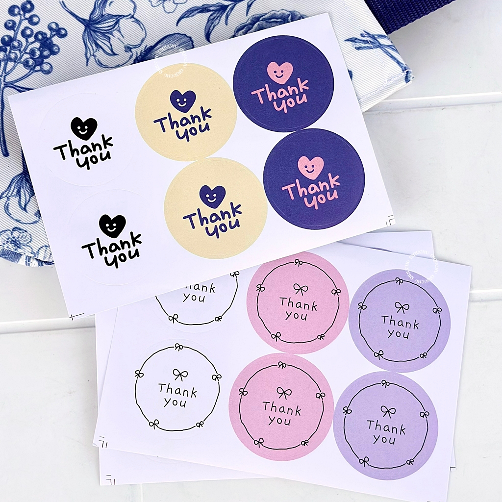 [พร้อมส่ง🇹🇭] (แพค60ดวง) สติ๊กเกอร์ "🎀 Thank you " Size 4 cm มี 2 ลายให้เลือก