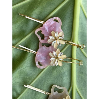 [1pcs]จี้พลาสติกDIY ในรูปตัวเลือกวางเทียบสีหน้าหลังไม่ใช่ได้หลายชิ้นนะคะ