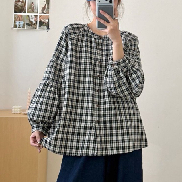 เสื้อลายสก๊อต เสื้อโอเวอร์ไซส์ แขนพอง กระดุมหน้า ทรงใหญ่ใส่หลวม Over Size ใส่หลวม ผ้าคอตตอน