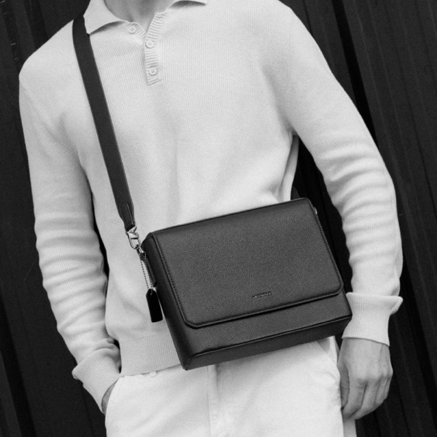 AGENTLE - BOXCASE CITY | กระเป๋าแมสเซนเจอร์ทรงกล่องสี่เหลี่ยมผู้ชาย