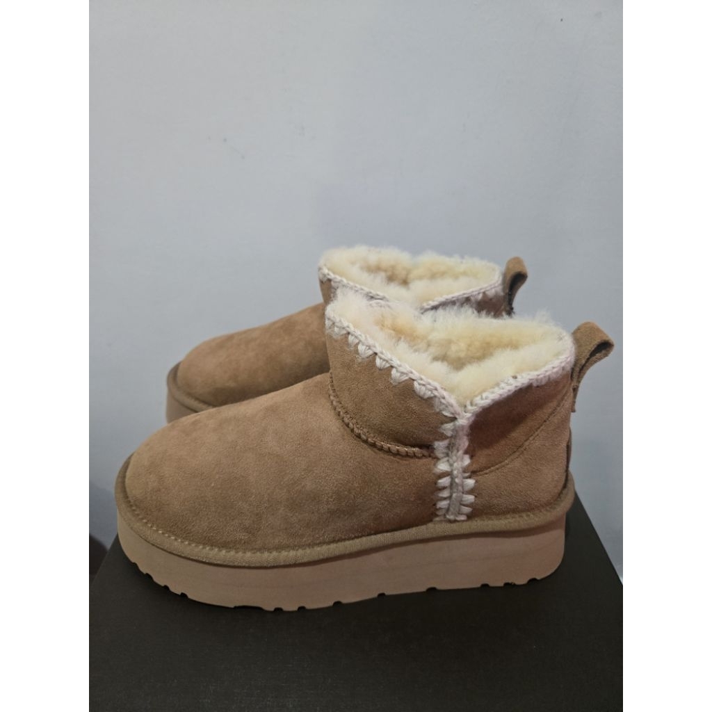UGG Eskimo Platform mini boots