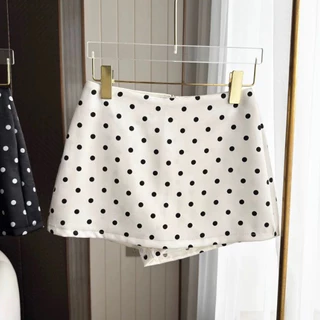 Skirt Pants กระโปรง เอวต่ำ ลายจุด มีซับกางเกง ทรงสั้น Y2K ใส่ง่าย | Black Cherry