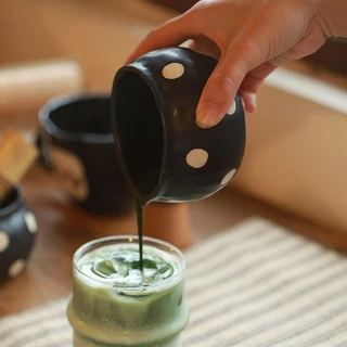 ถ้วยชงมัทฉะ Chawan ถ้วยเซรามิกญี่ปุ่น 450ml ชามมัทฉะ ชามชาเขียว ปากเทง่าย ลายจุด สไตล์มินิมอล