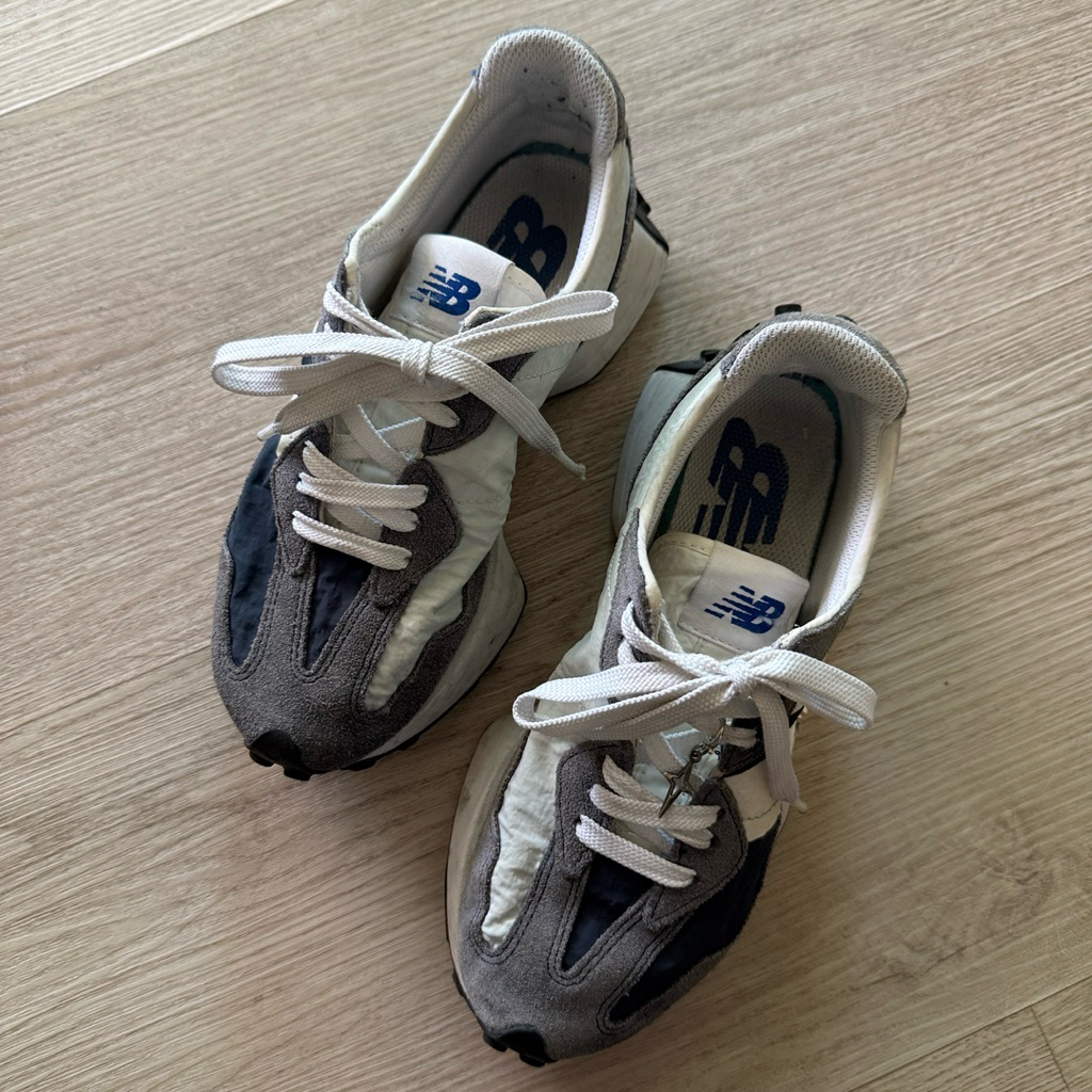 [ Defect * มีตำหนิ ] ส่งต่อ Vintage รองเท้าผ้าใบ (37)