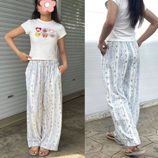 Blooming Beach pant กางเกงขายาวผู้หญิงสำหรับสายชิลล์ กางเกงผ้าพิมพ์ลาย | dressylismm