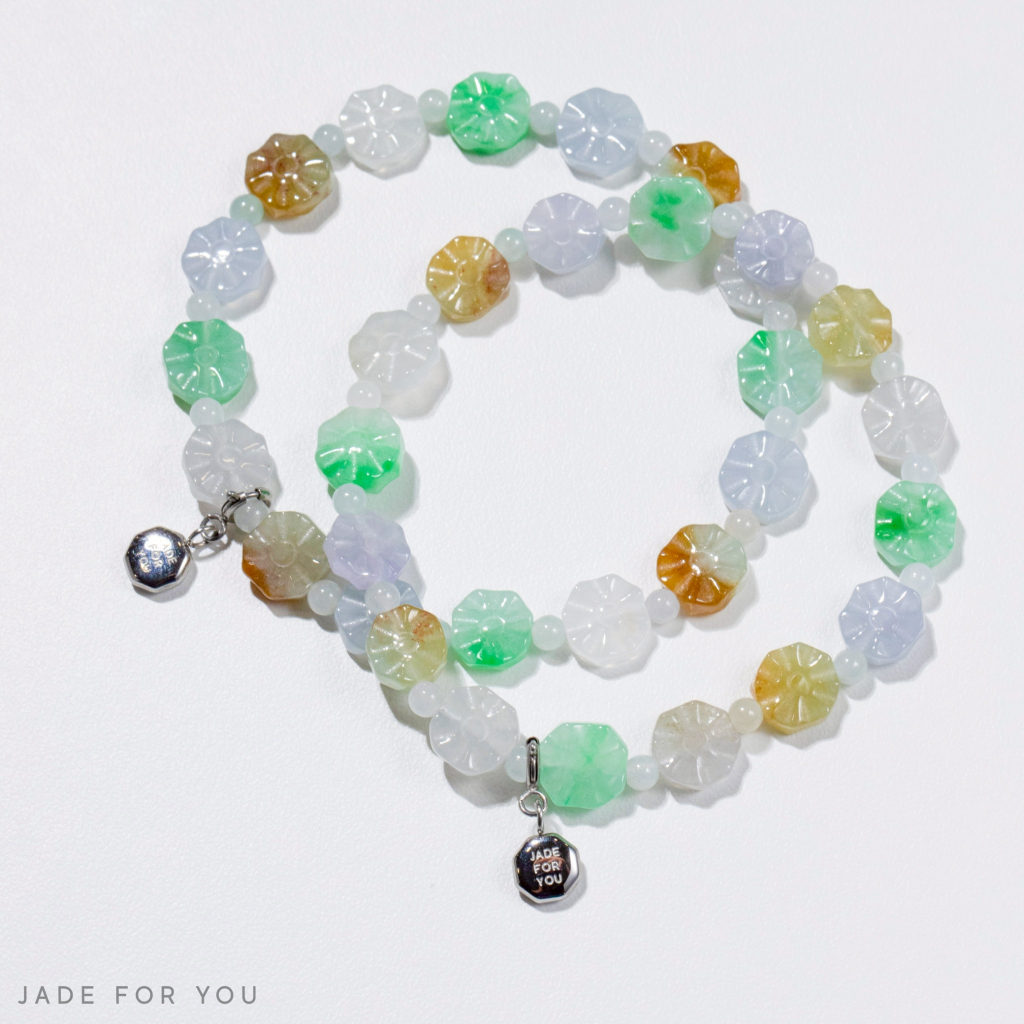 สร้อยข้อมือหยกรูปยันต์แปดเหลี่ยมหยกคละสี 8 และ 3 mm. -  JADE FOR YOU