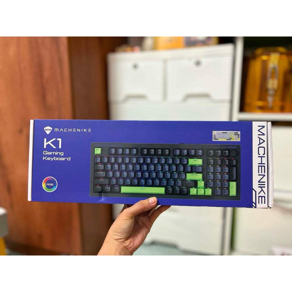 เป็นงานมือ1น้าาคีย์บอร์ดเกมมิ่งแบบมีสาย Machenike K1 ที่มีเค้าโครง98ปุ่มพร้อมไฟแบ็คไลท์RGBคีย์บอร์ดไ