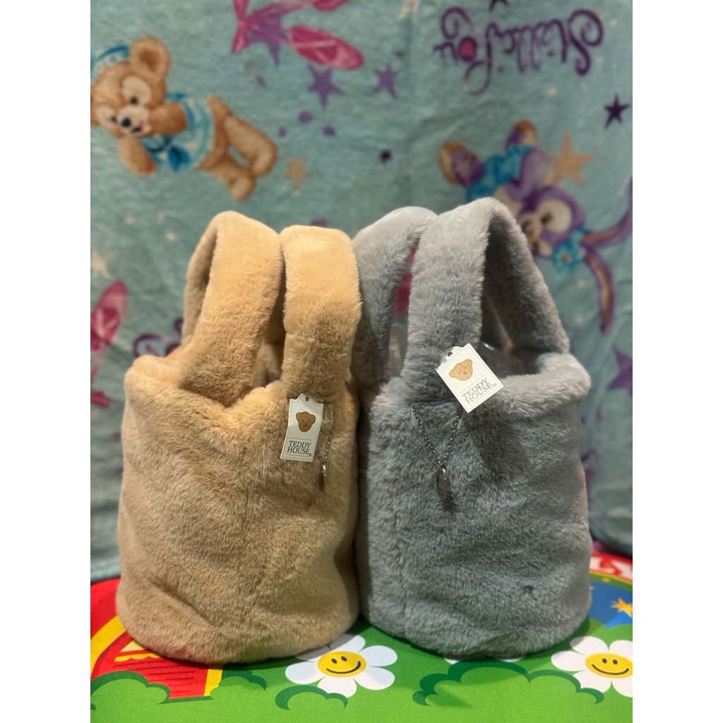 กระเป๋า Teddy house fluffy bag