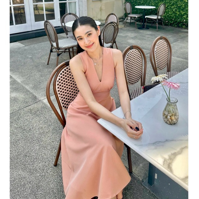 BROWN.BKK - BIRKlN DRESS สวยจนทำให้สับสน ตอบโจทย์ลุคลูกคุณหนูไฮโซได้แบบไม่หักสักแต้มทศนิยมค่าา