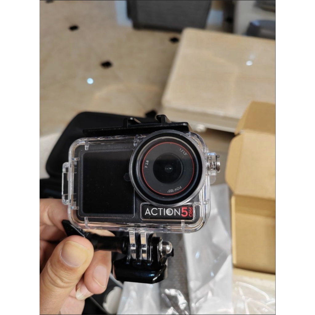 ใช้งานร่วมกับ DJI Osmo Action 5 Pro, ถังดำน้ำ Action 6, ถังกันน้ำ DJI Action 4/3 และถังดำน้ำลึก 60 เมตรได้
