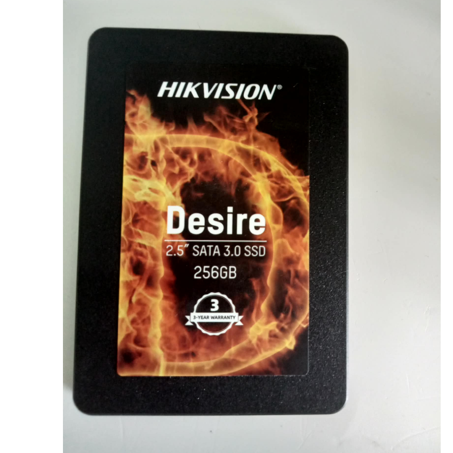 SSD 2.5 HIKVISION  256 GB. มือสอง  (สินค้ามียี่ห้อ)