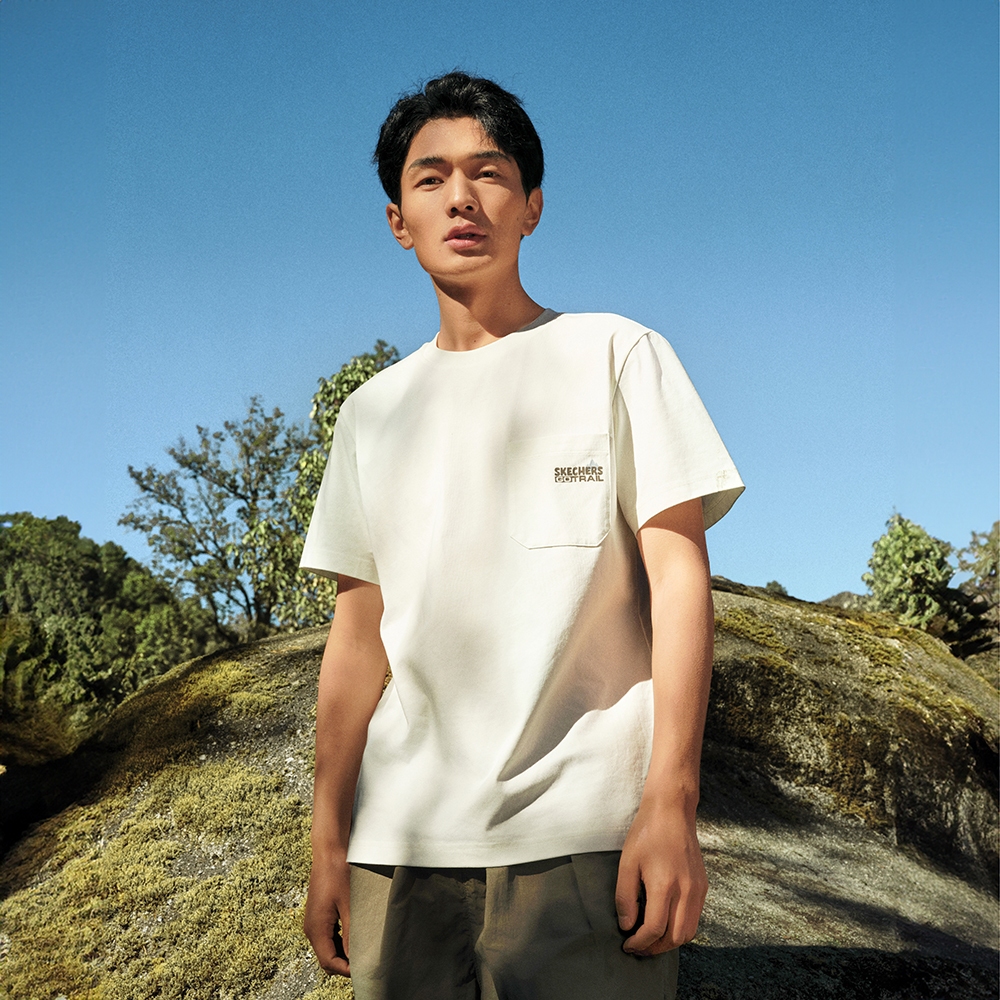 Skechers สเก็ตเชอร์ส เสื้อยืดแขนสั้นผู้ชาย Men Short Sleeve Tee Apparel - L224M032-0074