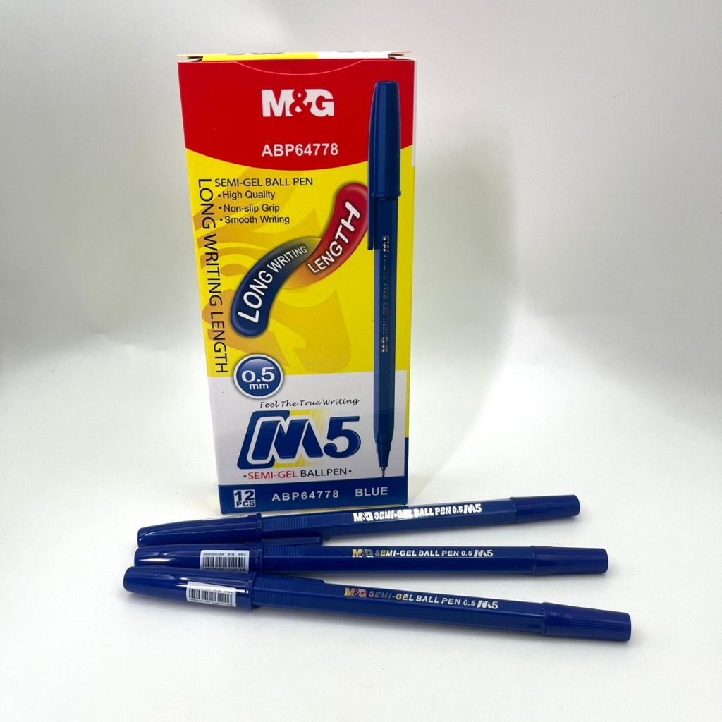 (1 กล่องมี 12 ด้าม) ปากกา ปากกาลูกลื่น แบบปลอก ปากกาน้ำเงิน ขนาด 0.5 มม. M5 M&G ABP64778