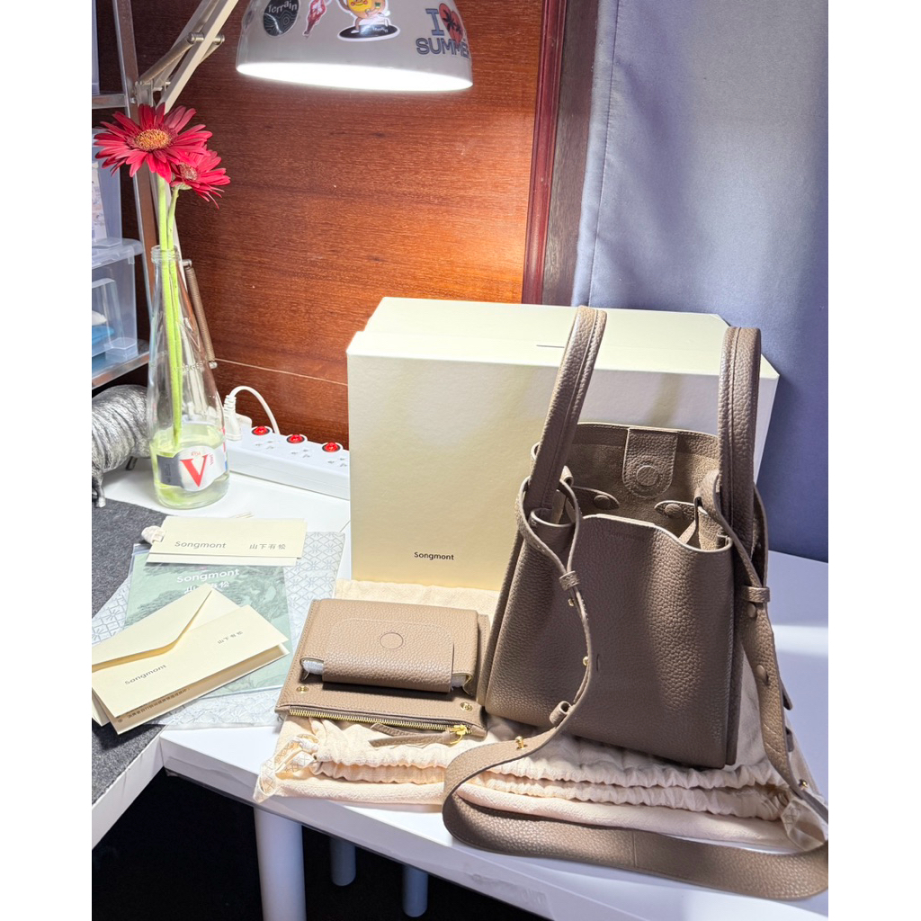 มือสอง กระเป๋า Songmont Song bag สี Taupe/Elephant grey