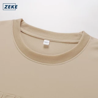 ZEKE A9104 เสื้อยืดผู้ชายแขนสั้น แผ่นปะโลโก้ลายนูน 3D ทรงโอเวอร์ไซซ์