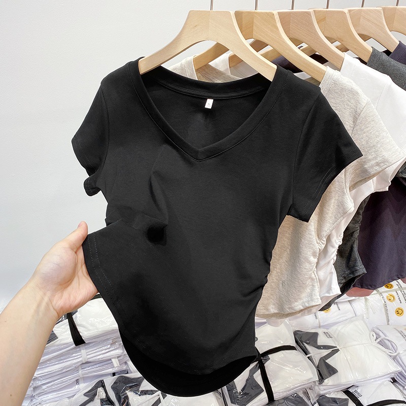 MAI เสื้อยืดผู้หญิง แต่งจีบย่น สีพื้น สไตล์ลำลอง เสื้อผ้าผู้หญิง แขนสั้น เอวแคบ สลิม สีดำ สไตล์เกาหลี