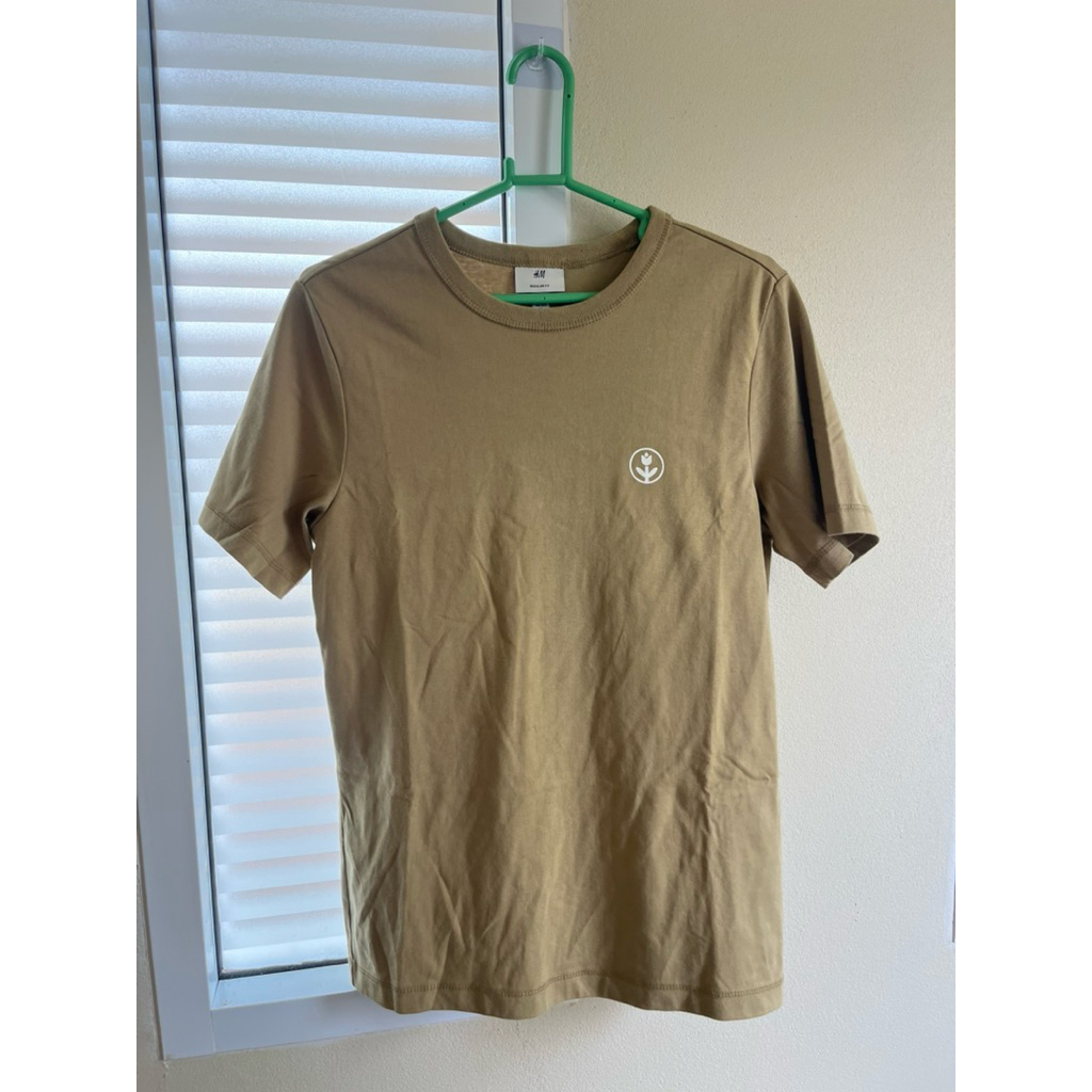 T-shirt, H&M size xs ชาย💚