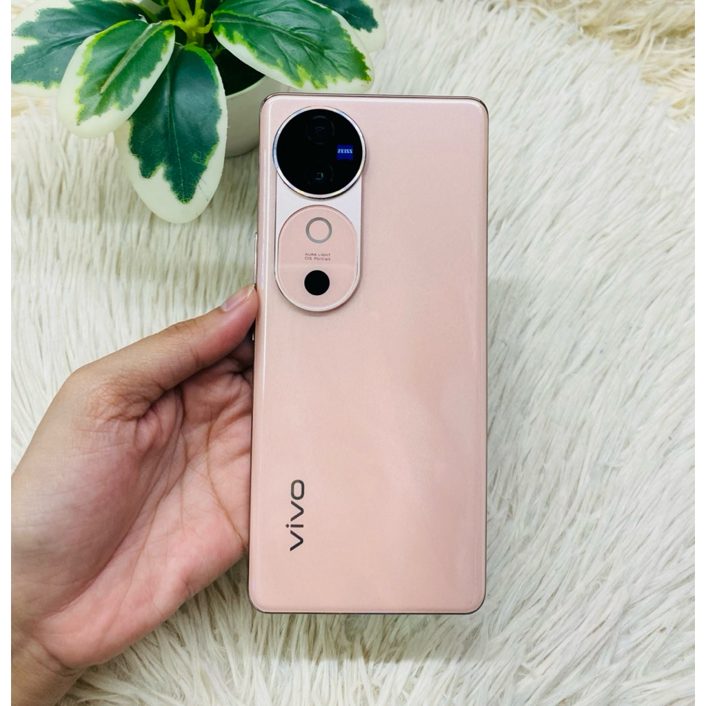 โทรศัพท์ ViVo V40 (5G) Ram8GB/Rom256GBเครื่องแท้เครื่องมือสองสองสภาพสวยสินค้าพร้อมจัดส่ง