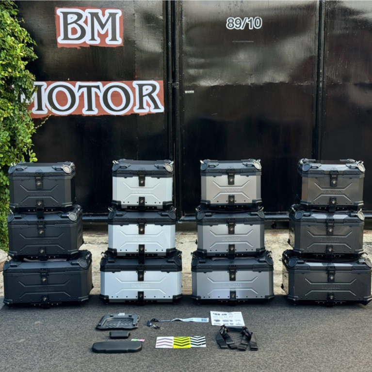 BM MOTOR กล่องท้ายรถมอเตอร์ไซค์ ขนาด 45,55,65 ลาย New!! X2 ปี 2025 (ตัวใหม่)