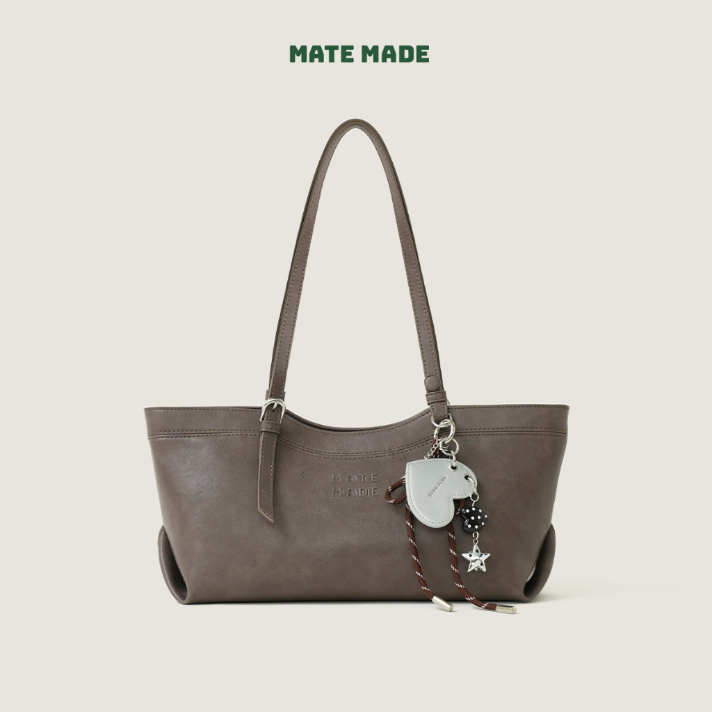 กระเป๋าสะพายไหล่ผู้หญิง MATE MADE Ember Bag แถมฟรีชาร์ม ทรงสี่เหลี่ยมยาว ทำงาน เที่ยว 2 สี