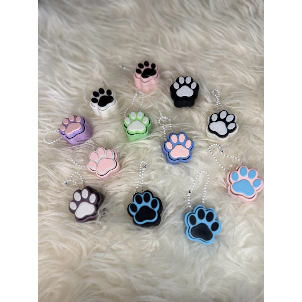 Paw Clicker keychain พวงกุญแจปุ่มกดคลายเครียด แป้นพิมพ์ ลายอุ้งเท้า
