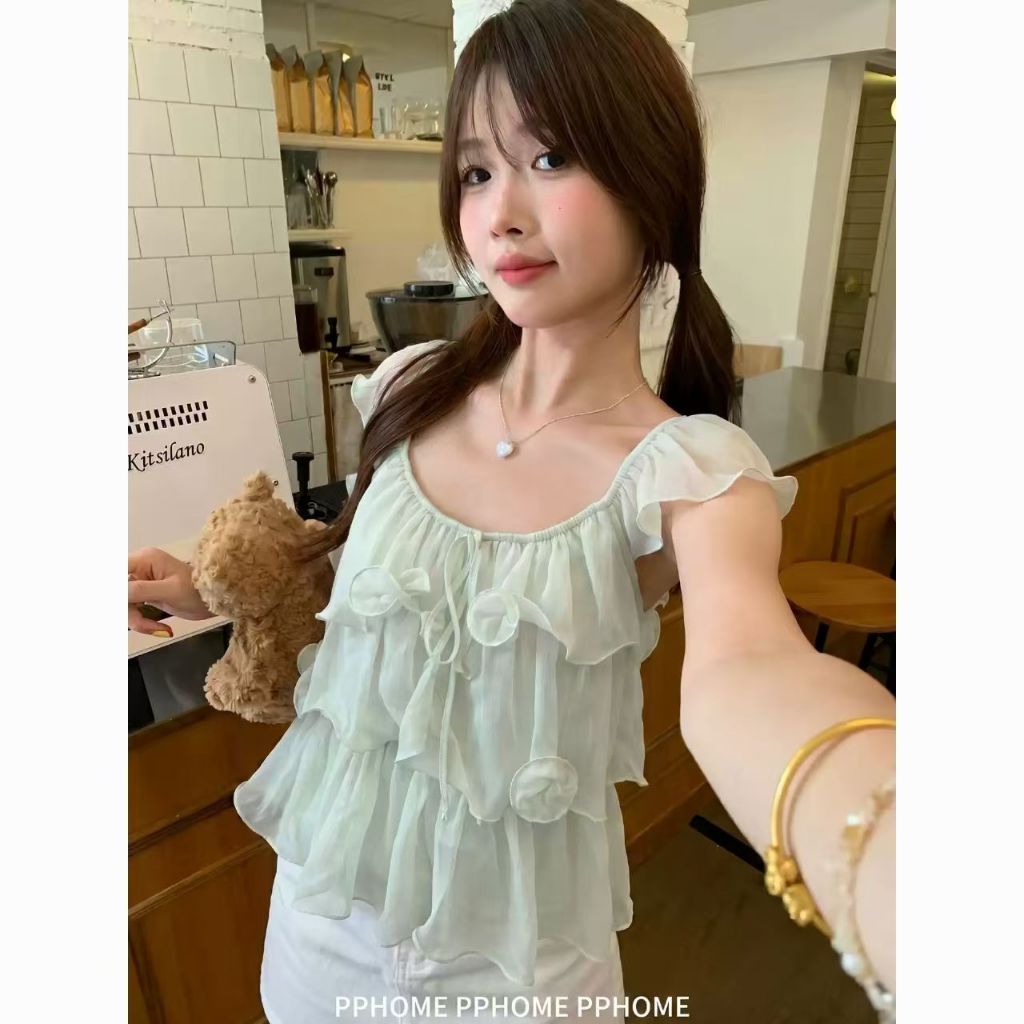 ❤easy❤เสื้อกล้ามชีฟองสีเขียวมินต์ หลายชั้นโบว์ดอกไม้ประดับ ขอบปีกนกสไตล์หวาน