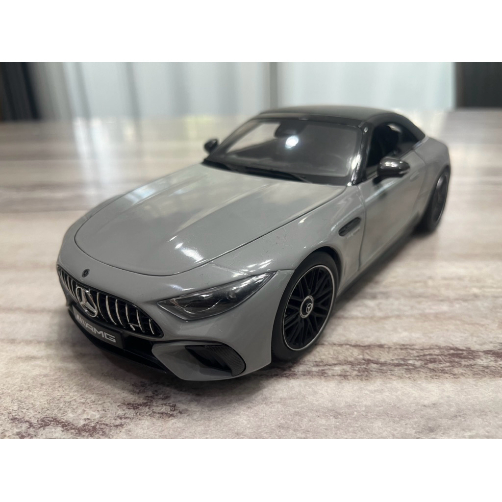 Benz AMG SL63 (R232) 1/18 iscale ไม่มีกล่อง