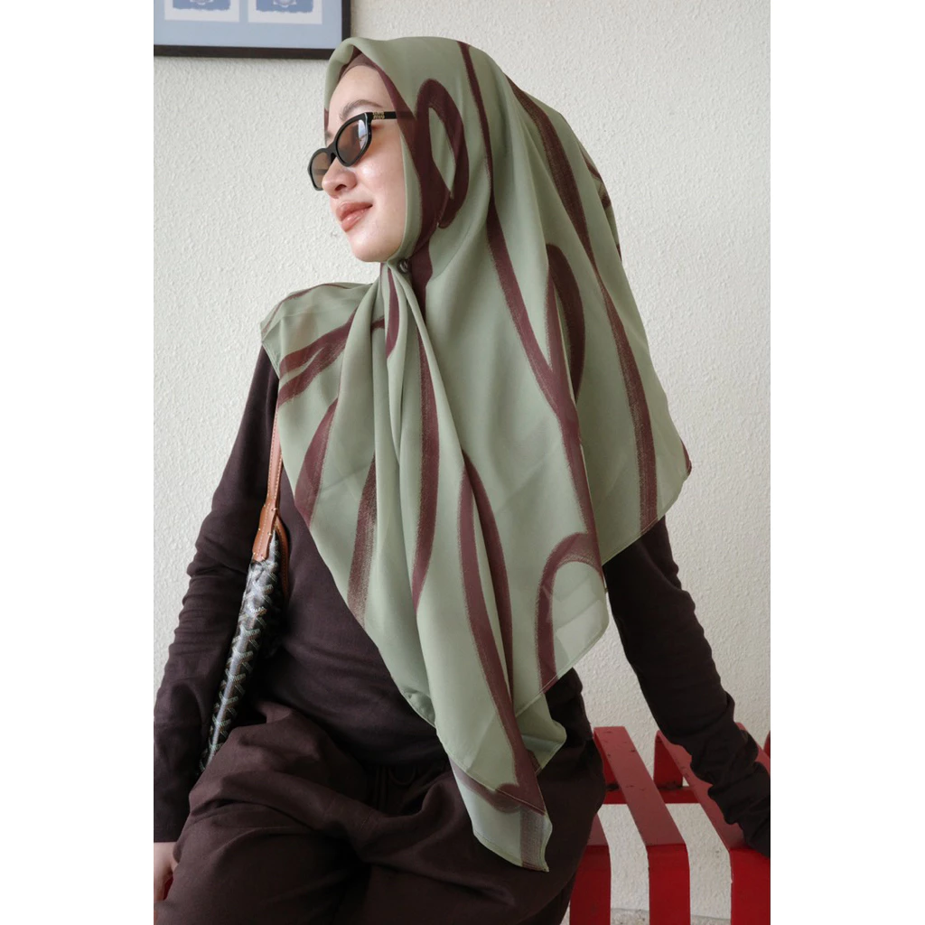 PRE-ORDER HIJAB • 21 yre (110x110cm)