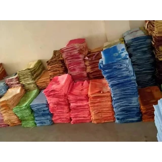ม่านสอดราว สี่สวยใช้งาน ได้นาน พร้อมส่ง ราคาตอผืนคะ