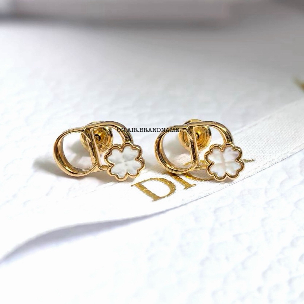 ของแท้ ถูกที่สุด New dior CD garden stud earrings ต่างหู รุ่น clover น่ารักมาก