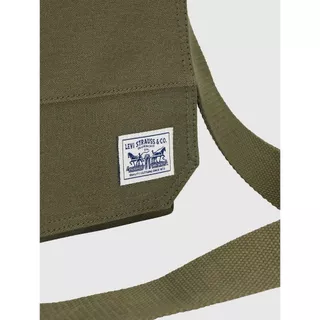 กระเป๋า Levi's® Men's Duboce Messenger Bag