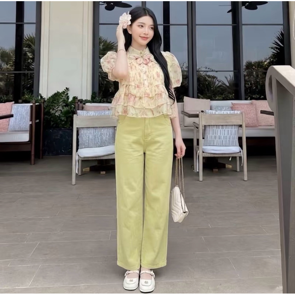 (อก เอว .5 ลงได้ เสื้อ 17“ กางเกง 37”) ชุดยีนส์ ชุดเซตกางเกงขายาว เสื้อชั้นๆ+กางเกงยีนส์เอวสูง งานป้าย chalita