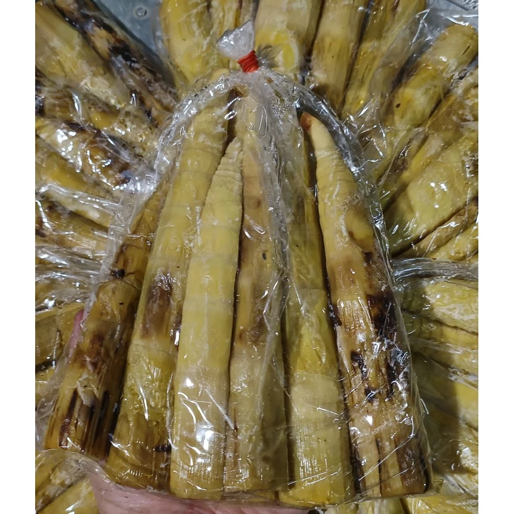 หน่อไม้ไผ่เลี้ยงเผาพร้อมทาน 500 กรัม 35 บาท 3 ถุง 100 บาท