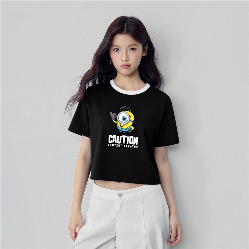 GIORDANO เสื้อยืดผู้หญิง Women's Crop Short-Sleeve Printed Tee (Minions 3)