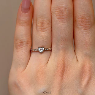 Orachat | Little heart 14k ring. (แหวนตัวเรือนสแตนเลส)