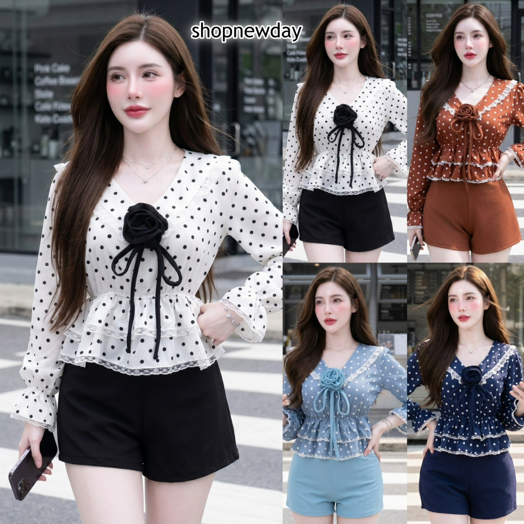 ชุดเซต 2 ชิ้น เสื้อแฟชั่นผ้าไหมอิตาลี (Polka Dot)แต่งลูกไม้ติดดอกกุหลาบแต่งสม๊อค + กางเกงเอวเรียบสม๊อคหลังผ้าวูลเวฟ