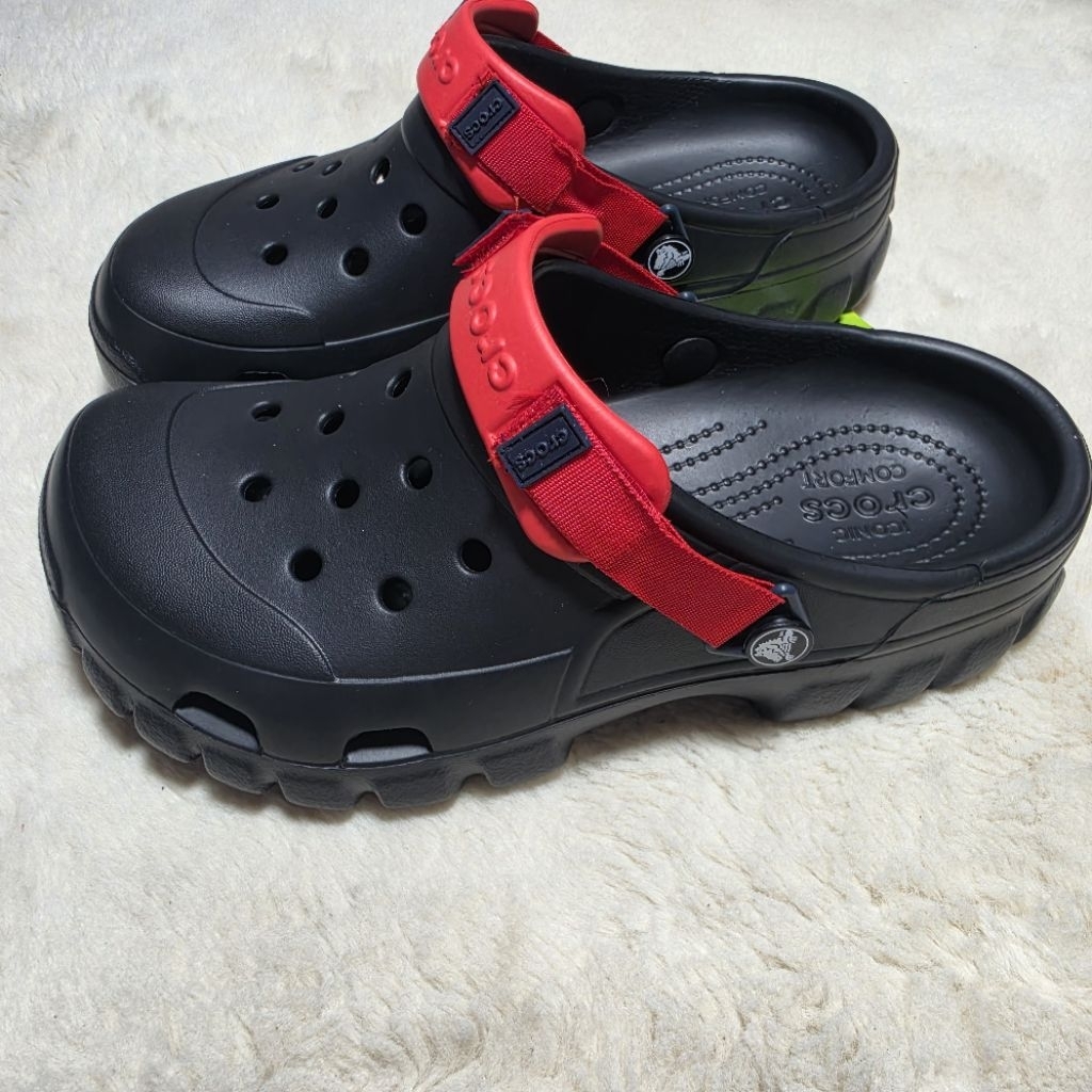 รองเท้าหัวโตผู้ชาย เบาและนี่มใส่สวยสบายเท้ามาก พร้มส่งในไทย Cr0cs Tank Clog