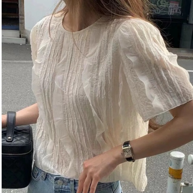 เสื้อเกาหลีผ้าผ้าริ้วเท็กเจอร์ OUNE  Drea Ruffle Blouse (พรี15วัน)Koreamoods