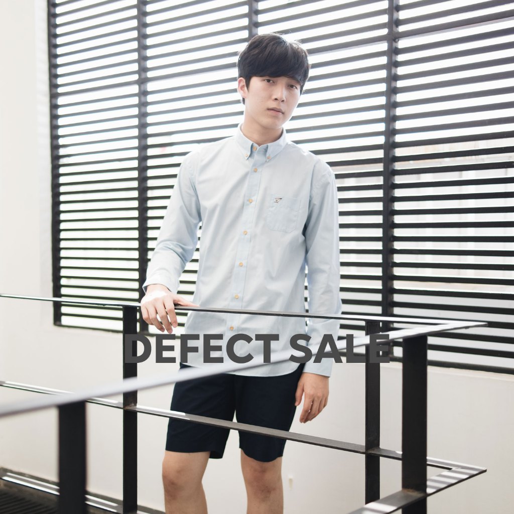 *สินค้ามีตำหนิ* (SIZE S) ISSARA Original เสื้อเชิ้ตชาย ปกกระดุม ทรงสลิม สีฟ้า origami plane