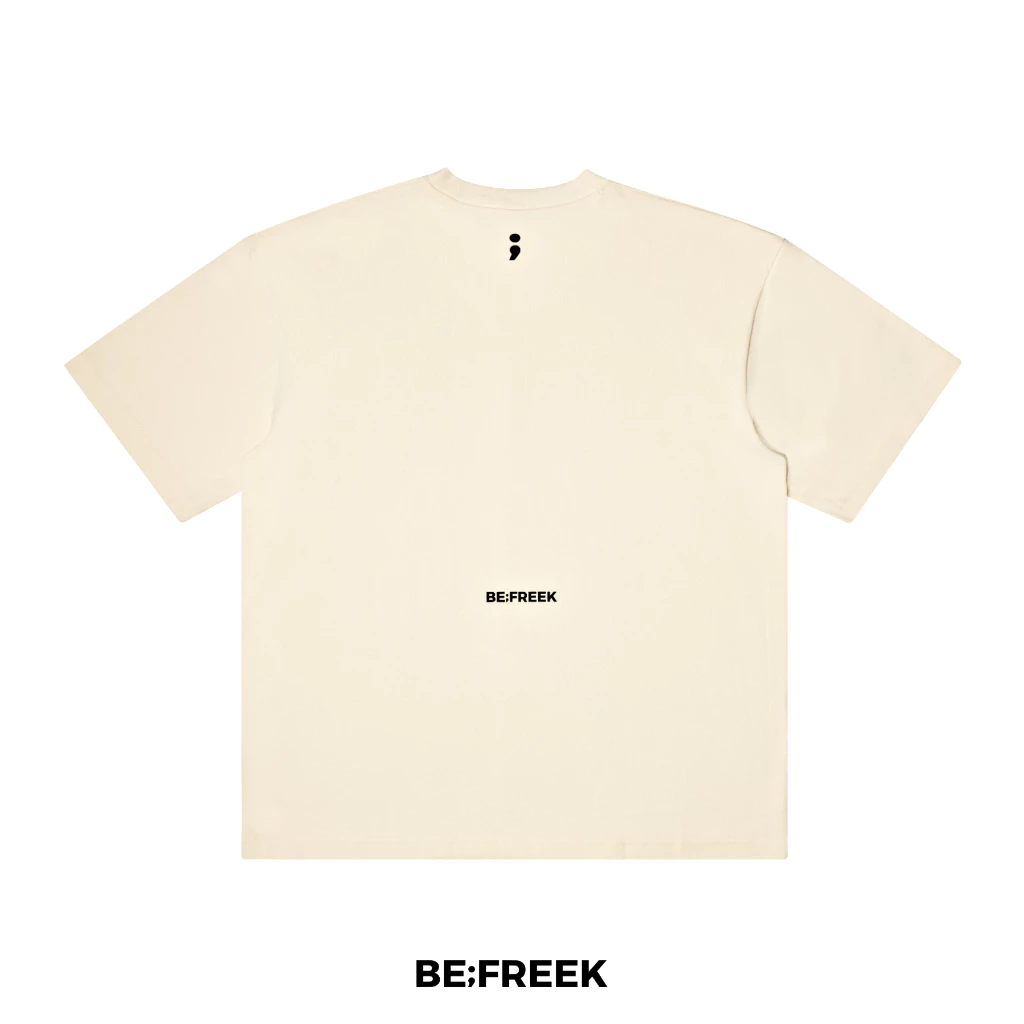 BE;FREEK เสื้อยืดเบสิคสกรีนโลโก้ BE;FREEK ทรง ORIGINAL สีงาช้าง BE;FREEK BASIC ORIGINAL IVORY LOGO T-SHIRT