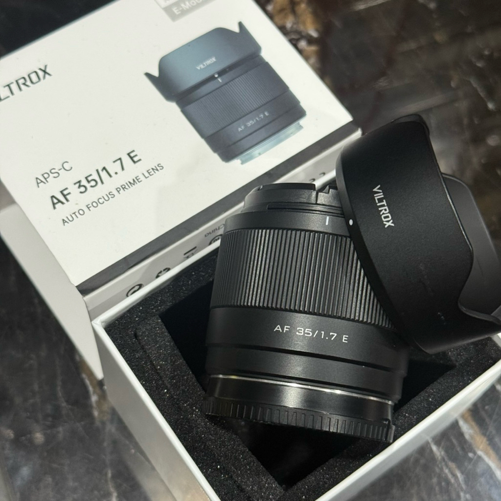 Viltrox 35mm f1.7  E   sony Auto Focus