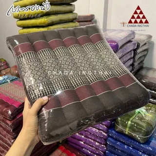 เบาะรองนั่งลายไทย ขนาดเล็ก 38 x 38 cm., ใหญ่ 50 x 50 cm.จำนวน 1 ใบ ซีนพลาสติก