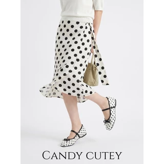 Candy Cutey รองเท้าแมรี่เจน ลายโพกาดอท ดีไซส์จุดสุดคลาสสิก โดดเด่นด้วยลายจุดขาวเล็กๆ เพิ่มความน่ารักด้วยโบว์เล็กมิ