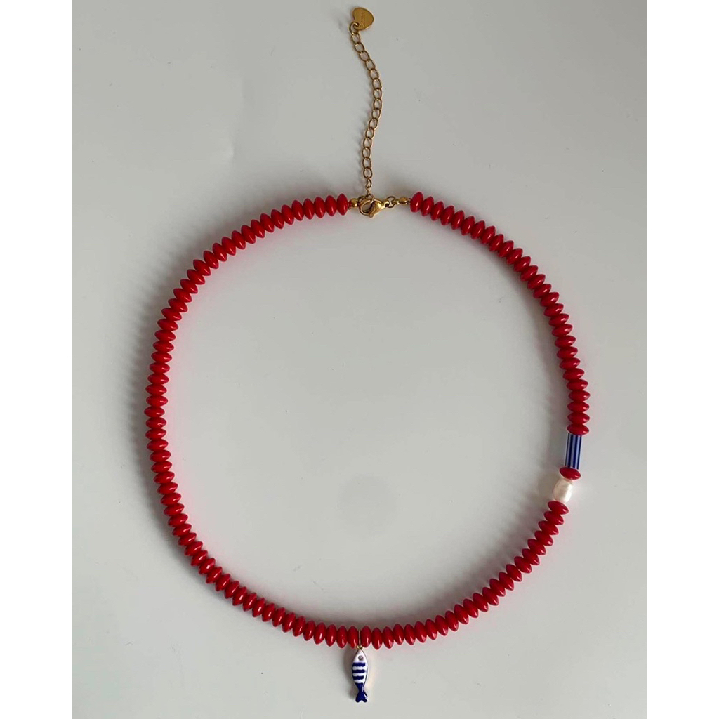 สร้อยปลาซาดีน สร้อยสเตนเลส HER OBJECTIVE_HER SARDINE ON RED BEAD NECKLACE
