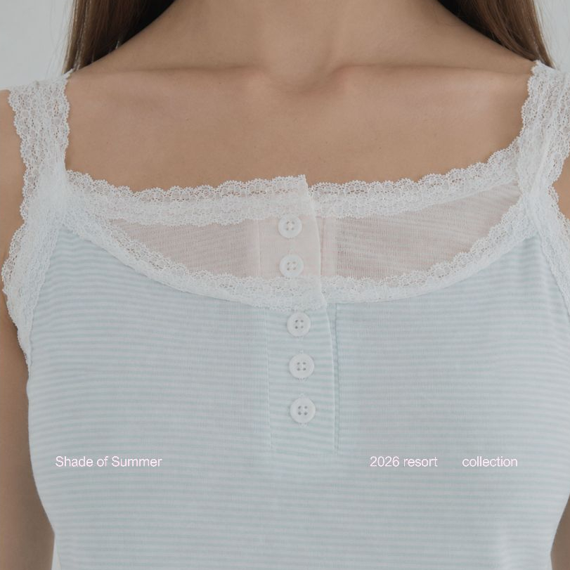 rand0m piece - Button Lace Cami Top เสื้อสายเดี่ยวลูกไม้ แต่งกระดุม
