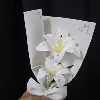 ช่อดอกไม้ ดอกลิลลี่ติดเพชร (2 ดอก) ของขวัญ วันพิเศษ รับปริญญา
