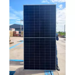 RAPD ส่งฟรี โดยร้านค้า - แผงโซล่าเซลล์ 600W มีของพร้อม รับประกันแผง12ปี รับประกันไฟออก 30ปี รับแสงสองด้าน