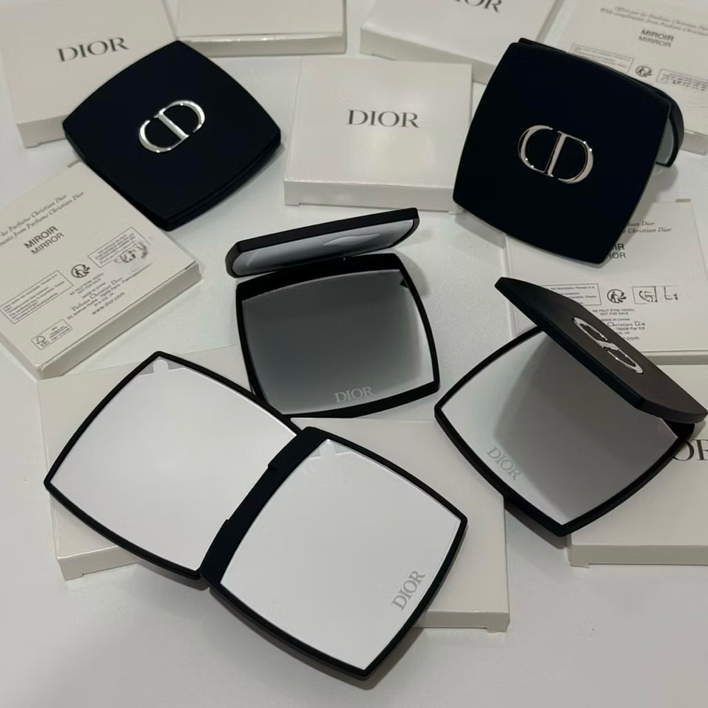 D io r Black Makeup Compact Mirror VIP Gift New (พร้อมกล่อง)