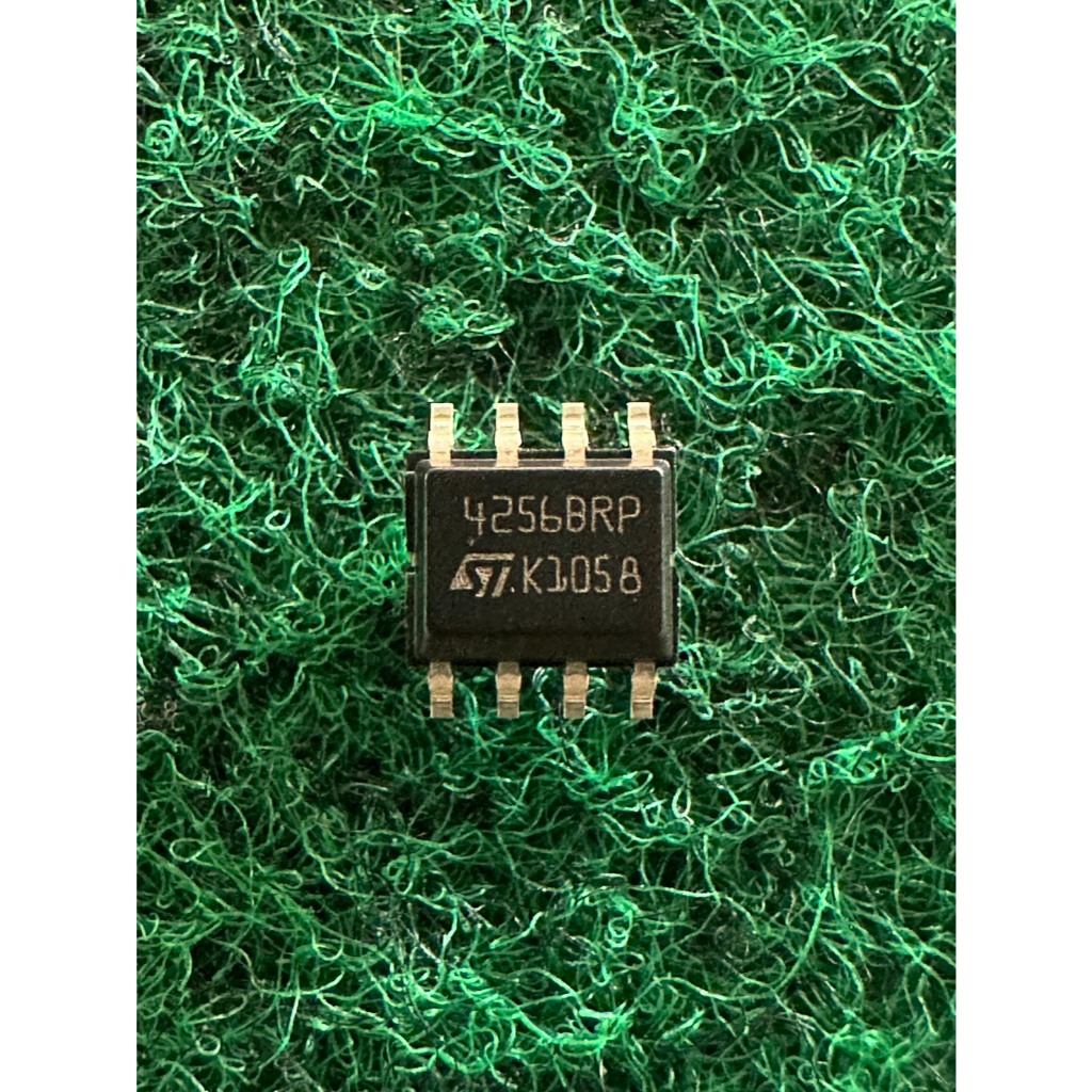 IC EEPROM 4256BRP , 4256BWP , 95128WP M95128WP , 93LC66BI , 4256  95128 จำนวน   1  ตัว
